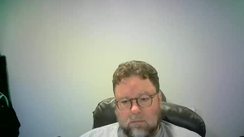 Mr. Happy online show from October 27, 6:02 am