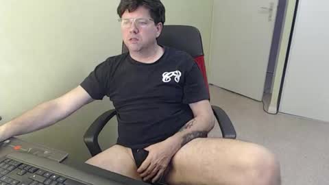 mistercoeur online show from February 27, 4:43 pm