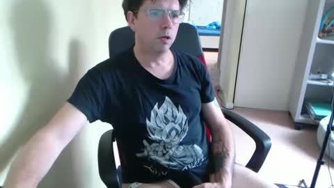 mistercoeur online show from April 28, 2:21 pm