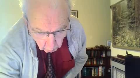 Snapshot of mistersilver66 chatting on September 28, 8:01 am mistersilver66 online show from September 28, 8:01 am