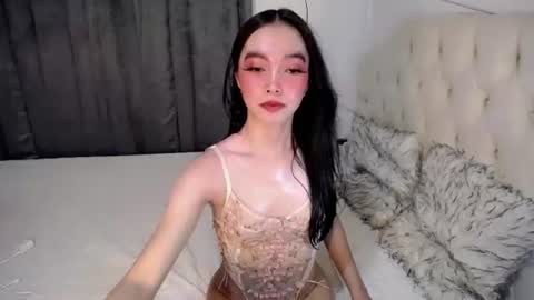 CRISHA  online show from April 10, 9:36 am