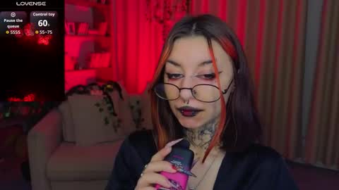 Marcelline online show from March 31, 1:50 am