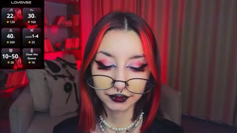 Marcelline online show from February 5, 10:30 am