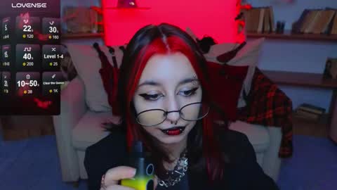 Marcelline online show from October 25, 10:03 am