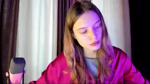 Snapshot of mistresselizy chatting on September 27, 1:42 pm mistresselizy online show from September 27, 1:42 pm