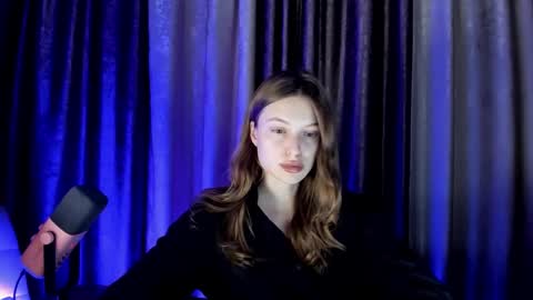 Snapshot of mistresselizy chatting on October 8, 10:59 pm mistresselizy online show from October 8, 10:59 pm