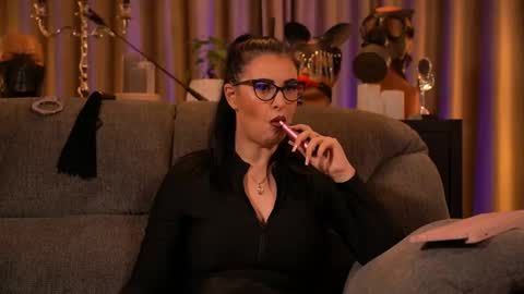 Mistress Kelly online show from September 20, 12:13 am