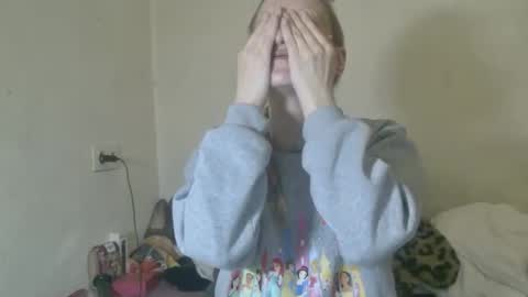 mistressmilly32 online show from April 2, 7:54 pm