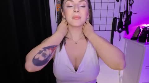 SANDY online show from February 26, 9:53 pm