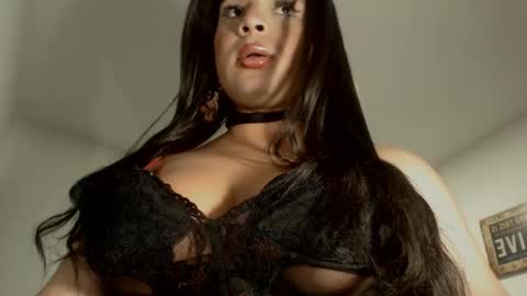 Snapshot of mistressxxalice chatting on February 15, 12:59 am ALICE MADANE online show from February 15, 12:59 am