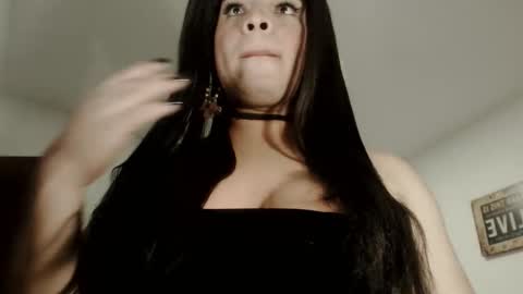 Snapshot of mistressxxalice chatting on March 8, 11:18 pm ALICE MADANE online show from March 8, 11:18 pm