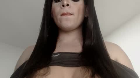 Snapshot of mistressxxalice chatting on September 24, 6:20 am ALICE MADANE online show from September 24, 6:20 am