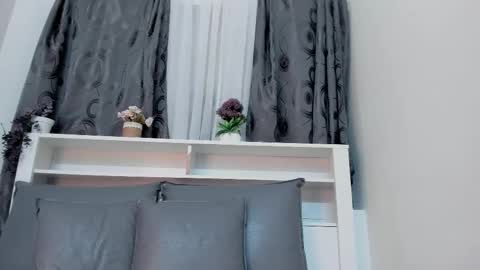 mistt_miaa online show from October 24, 8:20 pm