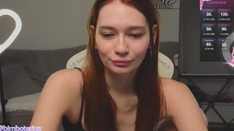 Snapshot of misty_roseee chatting on September 25, 3:30 pm misty_roseee online show from September 25, 3:30 pm