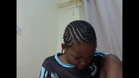 misty_shee online show from May 4, 7:48 am