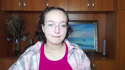 Aria online show from October 11, 11:48 am