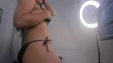 mitch_asm online show from May 3, 4:51 am