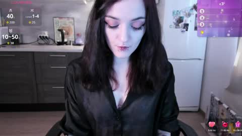 lina online show from April 14, 7:22 am