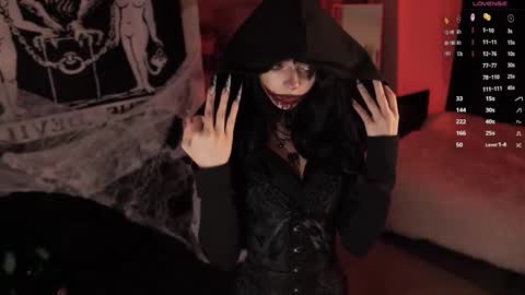 Yuka online show from October 24, 6:52 pm