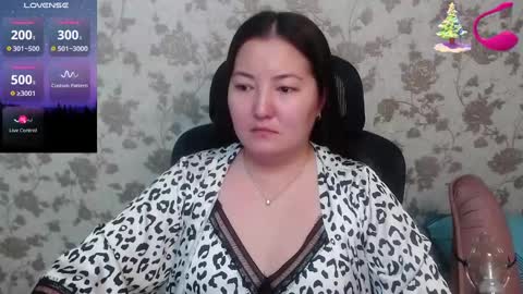 Snapshot of miya_sexasian chatting on December 4, 9:07 pm Miya asian online show from December 4, 9:07 pm