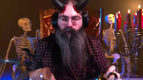 Lois online show from October 29, 9:59 pm