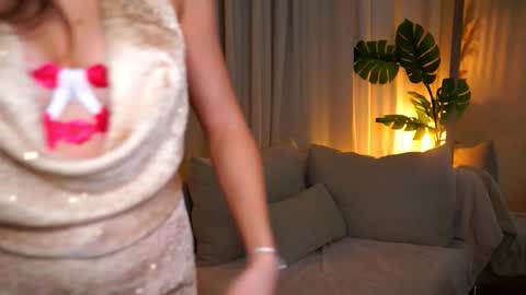 milkyway  online show from September 20, 4:32 pm