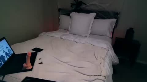 Angel online show from October 28, 4:52 pm