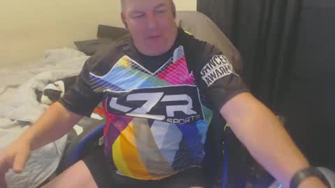 mmmthatsfunnn online show from December 14, 5:07 am