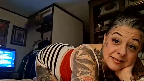 Kittykittybangbang online show from March 10, 9:02 am