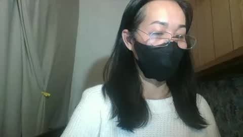 mochi199 online show from February 9, 1:48 pm