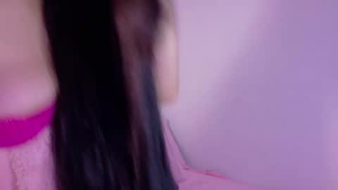 zoe ross online show from April 18, 7:18 pm