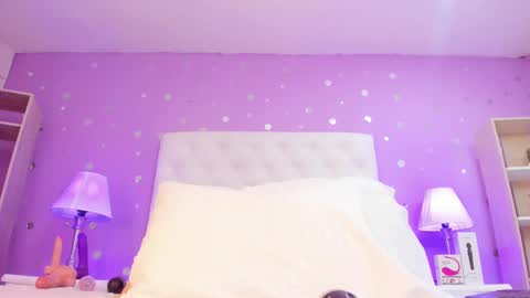 Snapshot of models_sophia chatting on September 27, 8:50 pm Sophia online show from September 27, 8:50 pm
