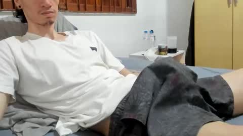 DigBreed online show from February 7, 3:59 pm