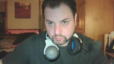 moeschoolnyc online show from January 6, 3:10 am