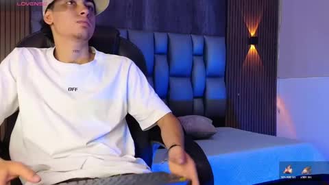 mohamed_malik online show from May 18, 12:11 pm