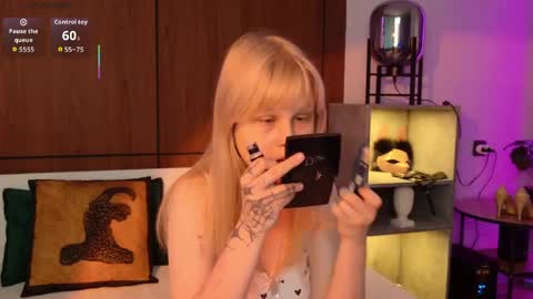 moliqin online show from May 28, 8:01 am