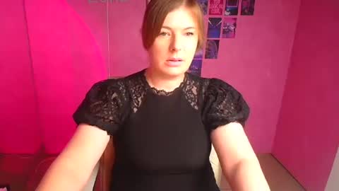 Molly online show from November 28, 2:35 pm