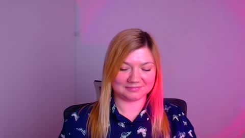 Snapshot of molly_moree chatting on January 18, 9:34 am Molly online show from January 18, 9:34 am