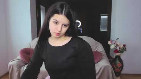 Snapshot of molly_owens chatting on September 25, 8:43 am Molly Owens online show from September 25, 8:43 am