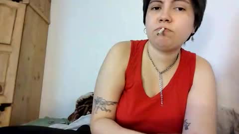 Molly Pop online show from April 17, 10:34 pm