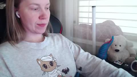 I have new photos come and see with love Molly online show from February 10, 9:12 am