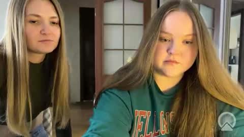 Alice online show from March 27, 1:56 pm