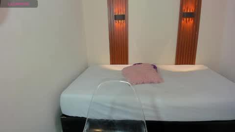 mollygray8 online show from April 4, 11:39 am