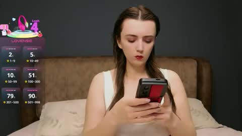 Molly online show from May 18, 8:15 pm