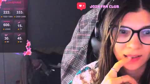  KIRA  online show from November 24, 4:49 pm