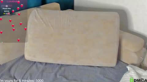 Amely online show from March 28, 2:57 am