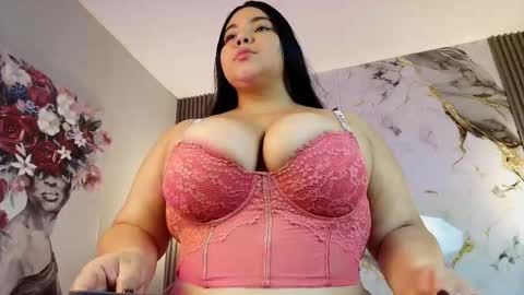 mollywoodd online show from January 10, 12:32 pm