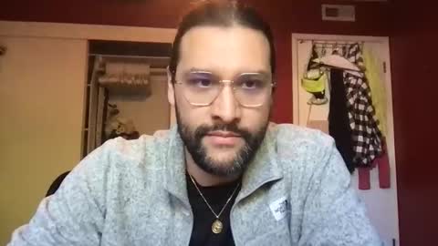 molten_escargot online show from April 14, 1:09 am