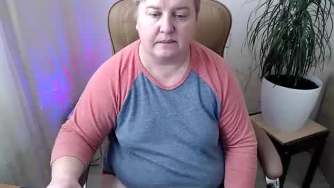 Mommy99X online show from December 30, 10:43 am