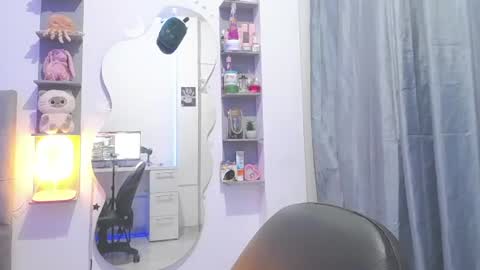 ANDREA online show from August 6, 1:36 am